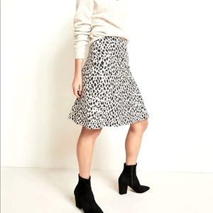 ANN TAYLOR Aline Cheetah Midi Sweater Skirt Size Small Petite